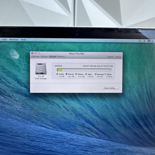 MacBook Pro (Retina, 15 inch, End 2013) Core i7 2.3Ghz, 16GB, 121GB SSD MacBook Pro (Retina, 15 inch, End 2013) Core i7 2.3Ghz, 16GB, 121GB SSD