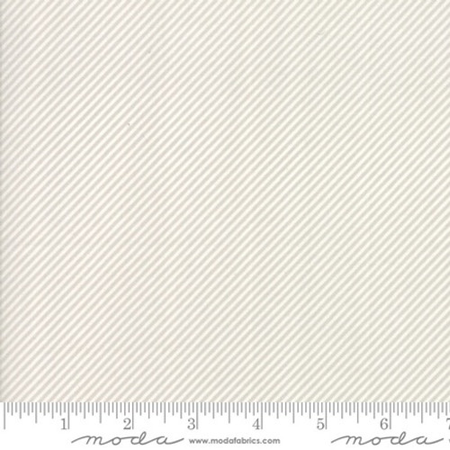 Moda Fabric - Basics - Bonnie & Camille - Grey #55071 36