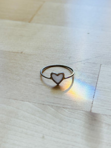 dainty heart ring
