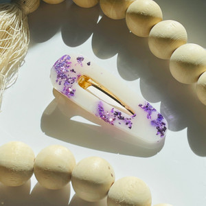 collective metallic milk hair clip (lilac) collective metallic milk hair clip (lilac)
