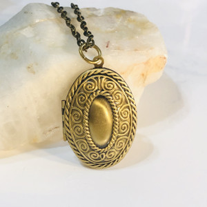 oval swirls memorial locket oval swirls memorial locket