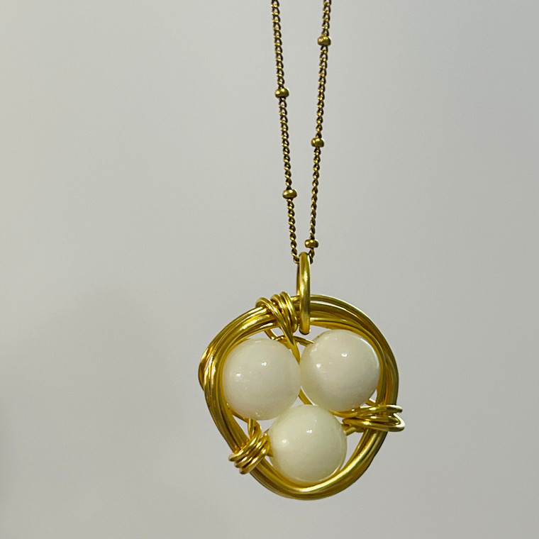 pearl nest pendant