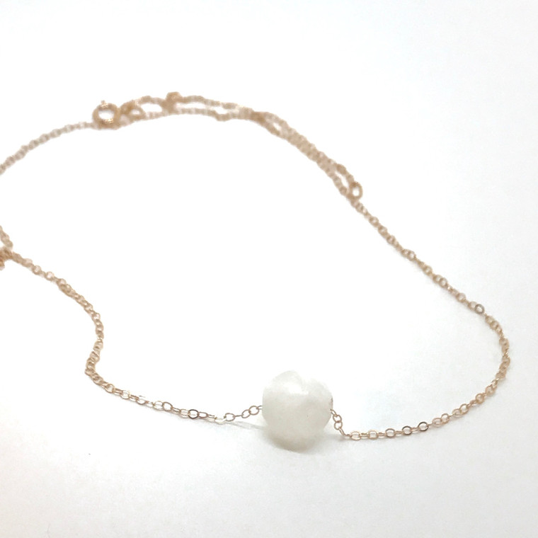 Delicate Pearl Necklace Hollydayco delicate-pearl-necklace-hollydayco
