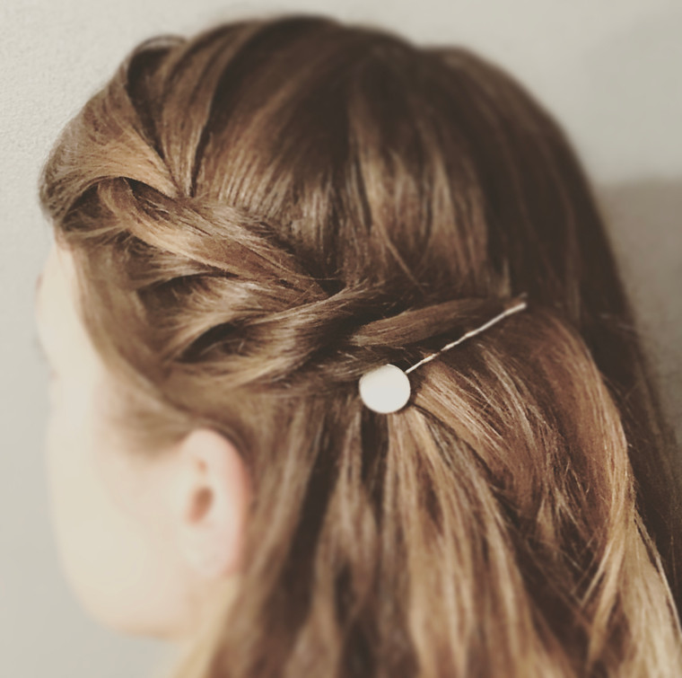 simple hair pin