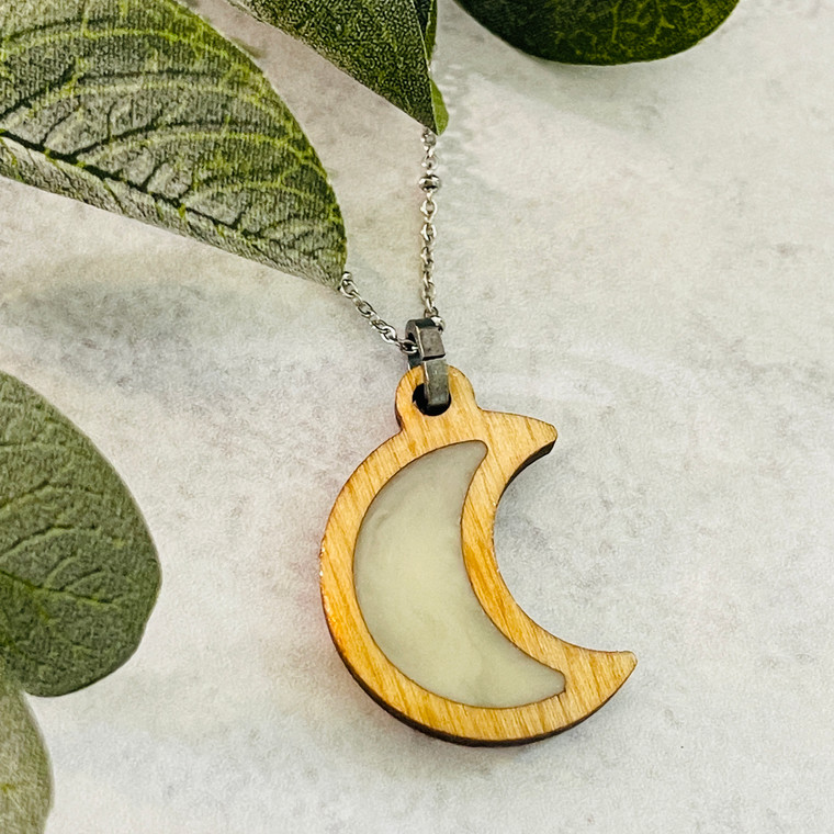 wooden moon pendant