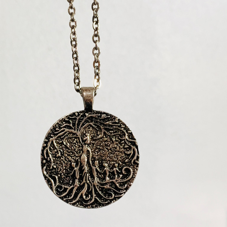 mother tree of life pendant - hollydayco