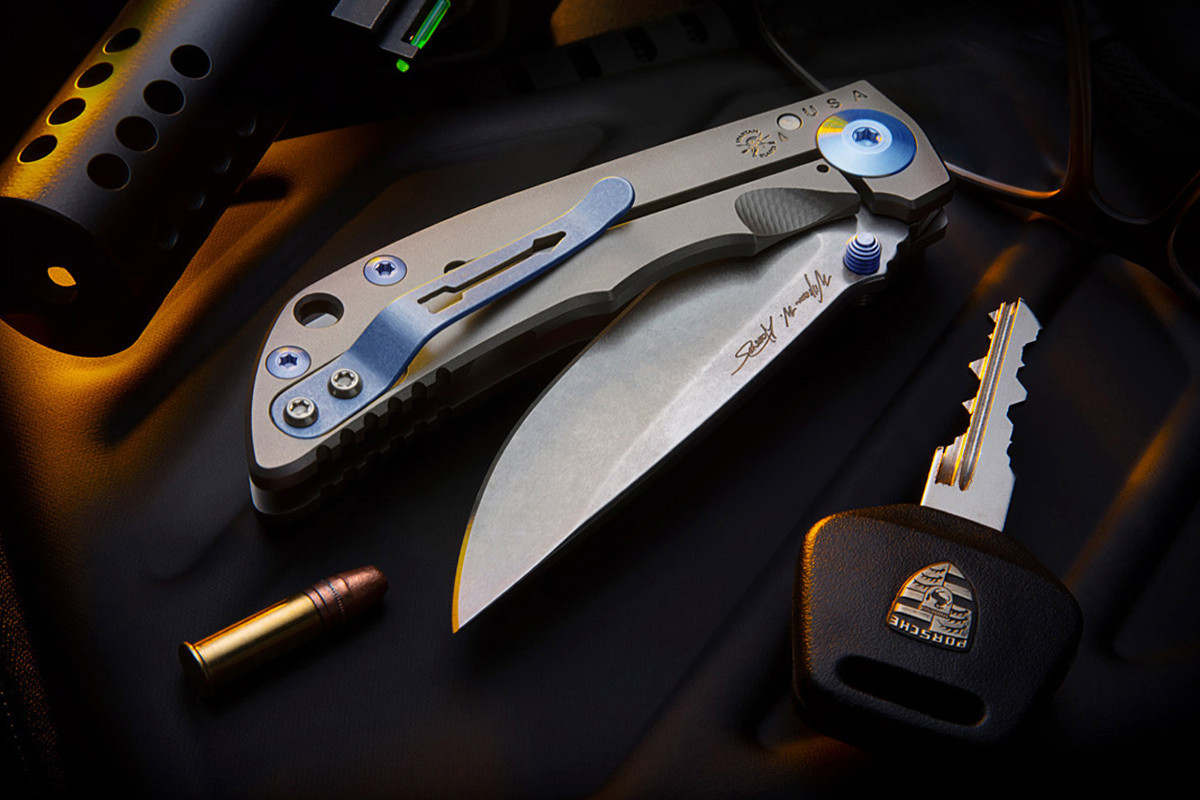 Spartan Harsey Folder 3.25: Titanium Construction with Blue
