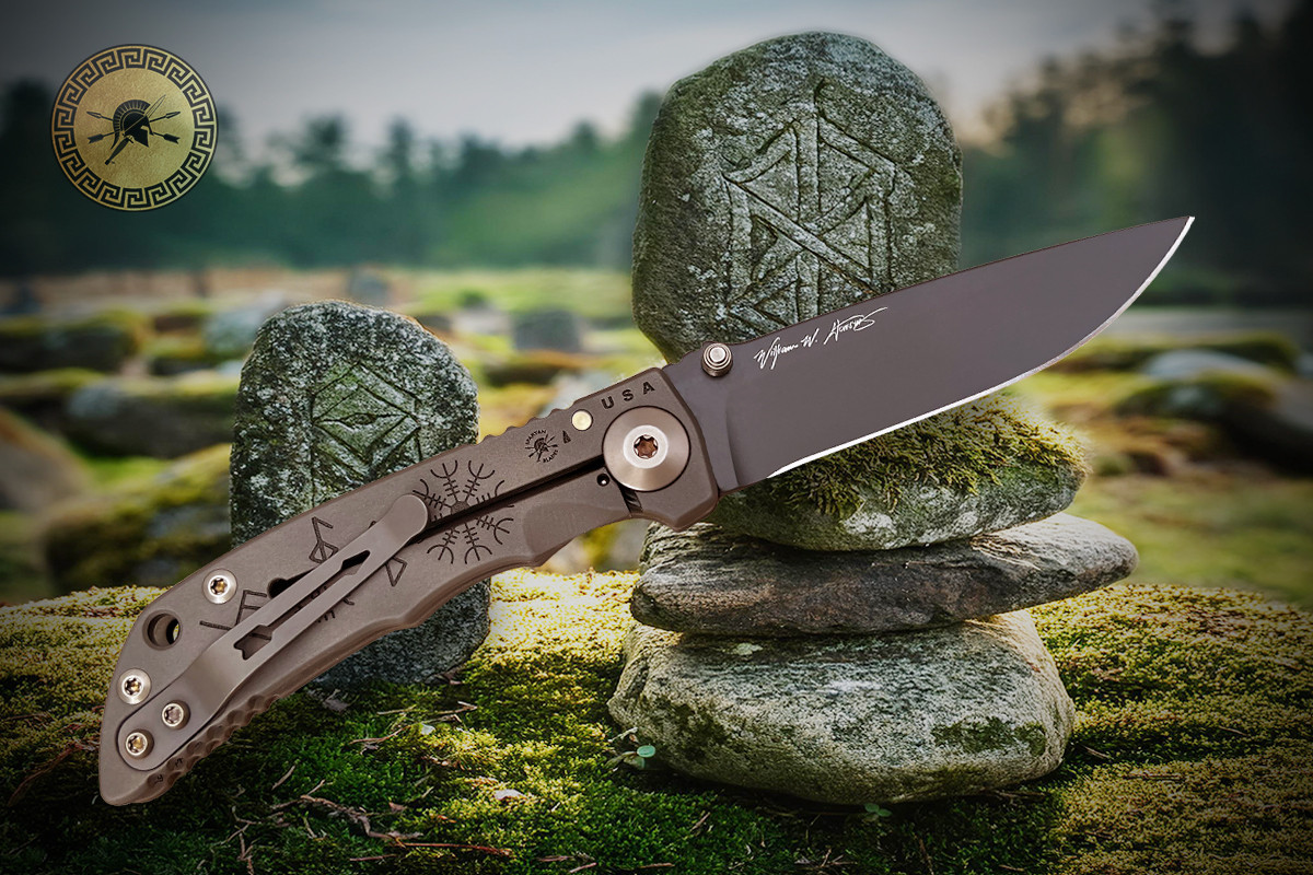 Spartan Harsey Folder 3.25 Special Edition Runes & Staves (MagnaCut)