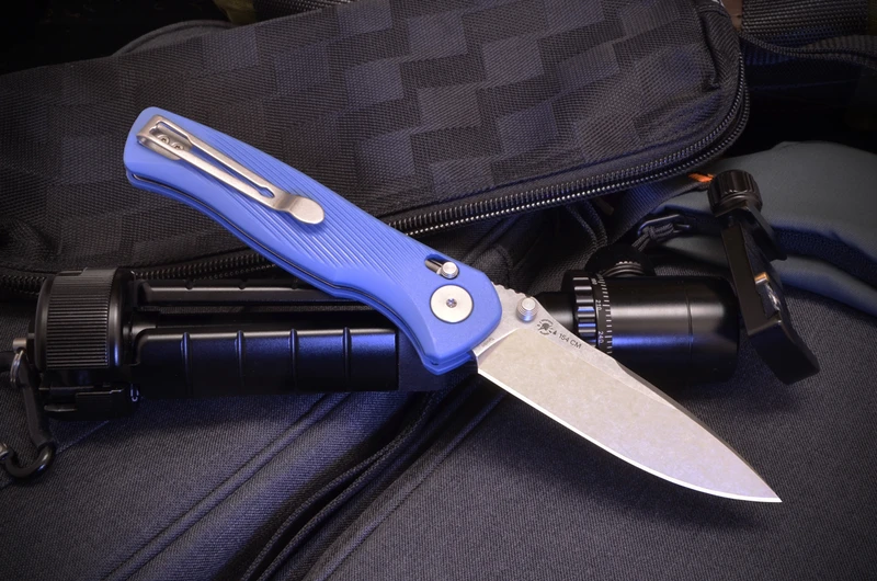 ELEOS Cross Bar Lock - Stone Washed Blade w/ Blue Handle