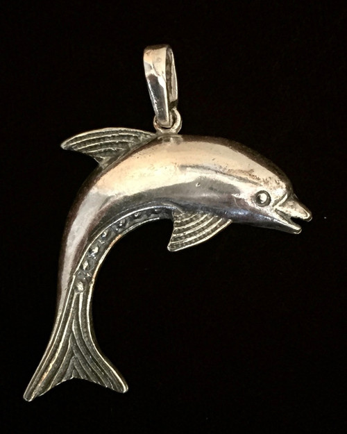 Dolphin (small )