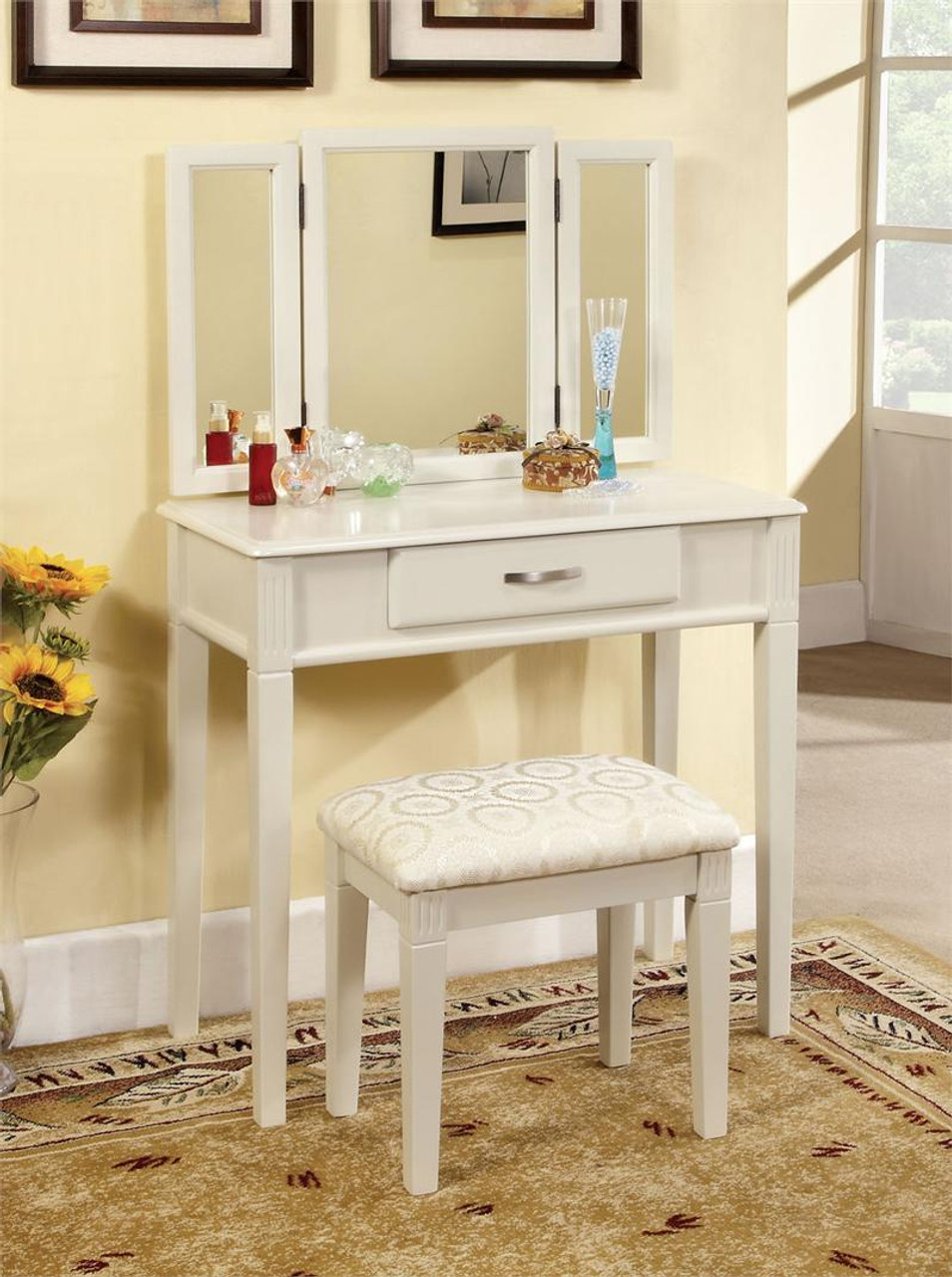 New England white dressing table with drawers and silver handles. The White  Lighthouse Bedroom furniture -large