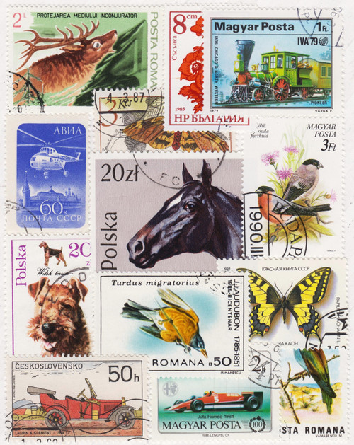 Worldwide Beginner Postage Stamp Packet - 33 Different