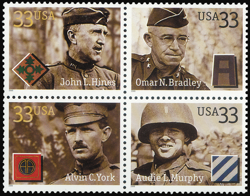 2000 33¢ Distinguished Soldiers - 4 Varieties, Attached Se-tenant Block of 4