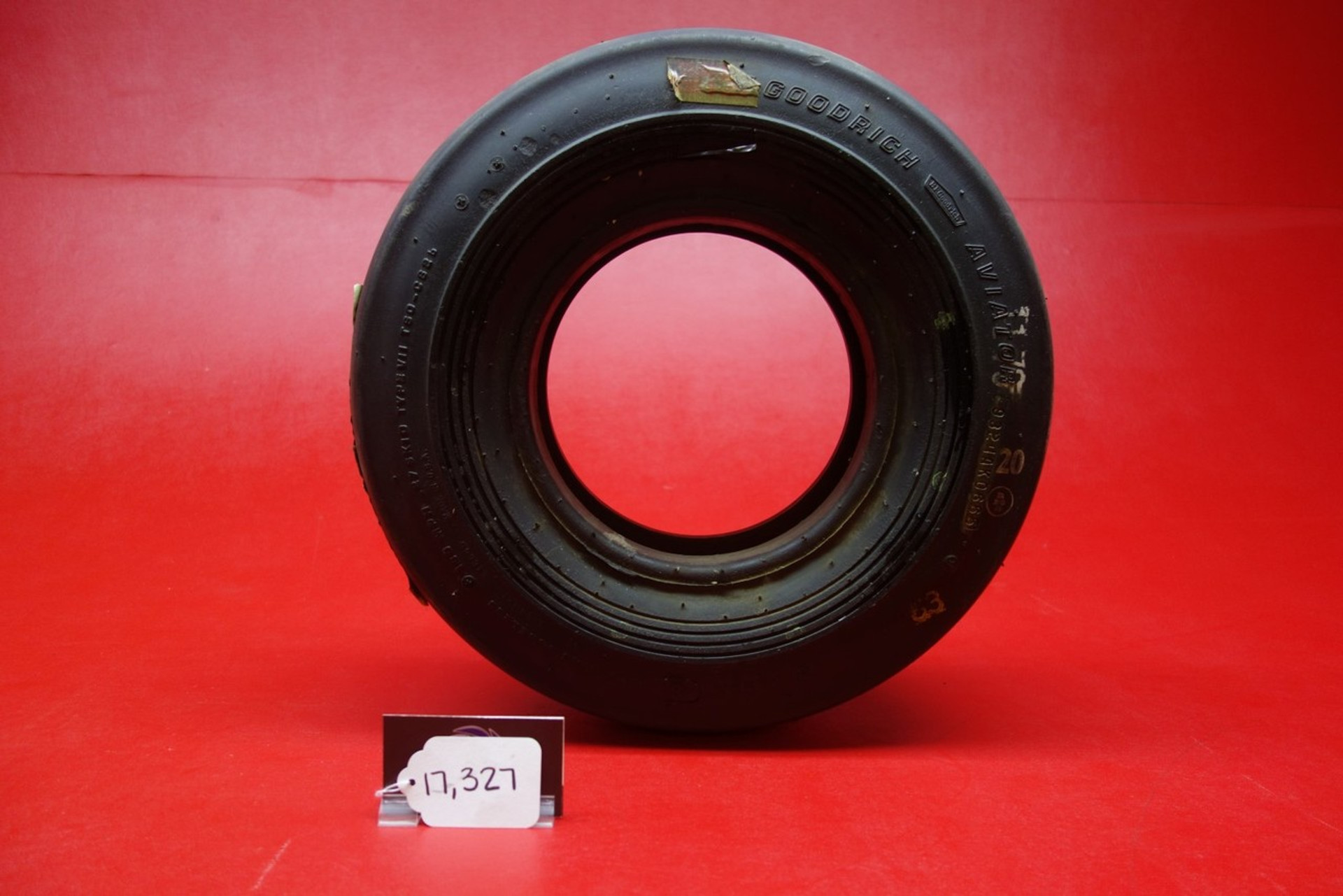 BF Goodrich Aviator Aircraft Tire 18x5.5 PN 028630 FCA Air Parts