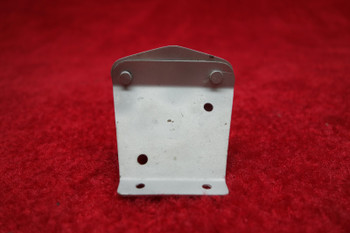  Cessna  Cowl  Mount Bracket 