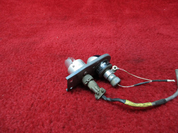Hoskins, Grimes RH Green Navigation & Strobe Light 28V PN 30-0218-2, 31-0265-1