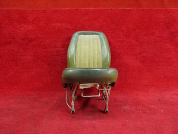     Cessna 172 Adjustable Front Seat  (CALL OR EMAIL TO BUY)
