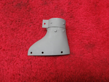  Cessna 172L LH Main Landing Gear Cover Plate PN 0541191-1