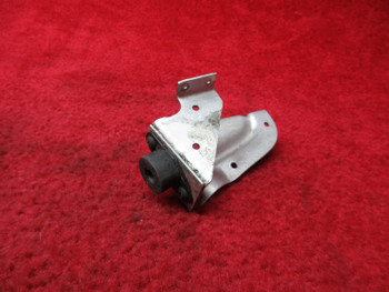 Cessna 182Q RH Firewall Cowl Shock Mount Attachment Bracket PN 0753027-2