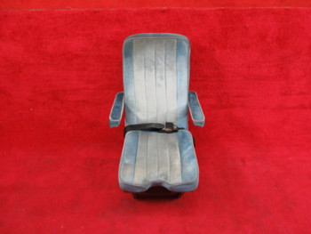 Davis Aircraft Products Aero Commander 680FL P Co-Pilot Seat PN FDC-6400-167-080    (CALL OR EMAIL TO BUY)  