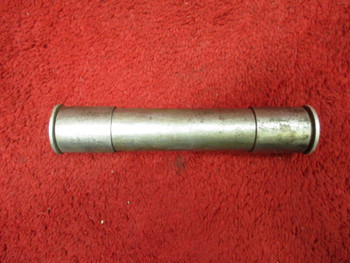  Piper PA-28 Nose Wheel Axle w/ Spacer 