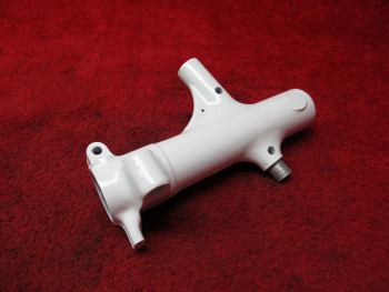 Piper Main Landing Gear Trunnion Housing PN 67924
