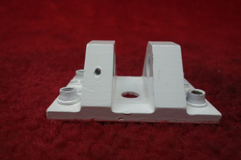 Beechcraft 76 Duchess Main Landing Gear Connector PN 105-810020-3, 105-810020-7