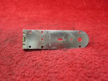  Beechcraft 76 Duchess Cabin Door Latch Inner Housing PN 105-420018-11, 105-420018
