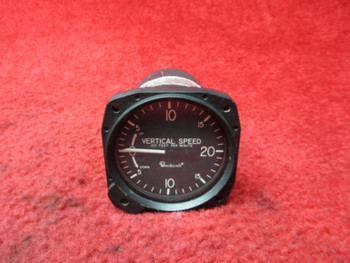  United Instruments Vertical Speed Indicator PN 7000-C8, 7000, CODE: C-8