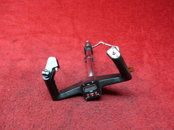 Astrotech Piper PA-32-301 Saratoga Control Wheel Yoke W/ Chronometer PN 79276-12