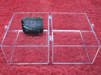 Stewart Warner Right Main Fuel Gauge PN 819477, 441349