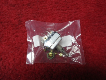 Piper PA-34, PA-44 Switch PN 587-818, 587 818