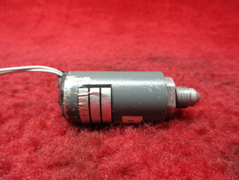 Beechcraft 76 Duchess Pressure Switch PN PH8P-94, 169-380099-1
