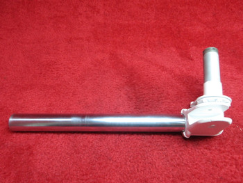 Piper PA-28 RH Main Landing Gear Stub Axle & Oleo Pist PN 63305-5, 63305-05