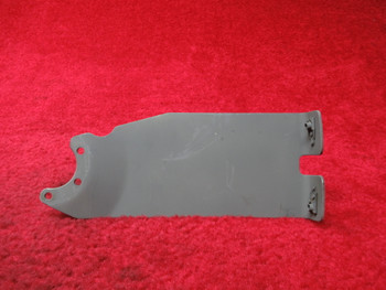 Piper PA-28 LH Wheel Pant Fairing Bracket PN 37880