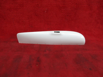 Cessna 162 RH Wing Tip PN 9909000-26, 9909000-38