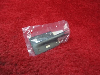 Piper PA-28, PA-32, PA-34, PA-44 Upper Cabin Door Hinge PN 79475-07, 79475-007