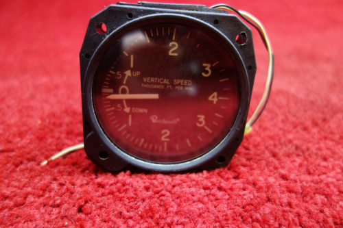 United Instruments Vertical Speed Gauge PN 7040-B4L, 58-380018-1