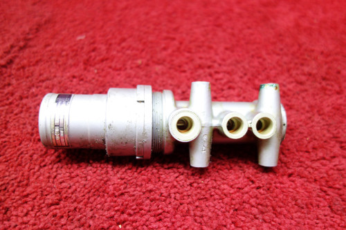 Messier Hispano Pressure Reducer Valve PN A70-24262, 67.523.059.00