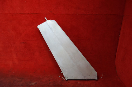     Cessna 150 Vertical Fin PN 0431004-2 (CALL OR EMAIL TO BUY)
