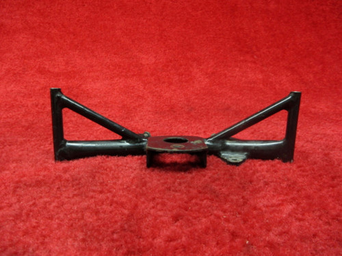 Piper PA-28 Nose Wheel Steering Horn PN 35192-00, 35192-000 