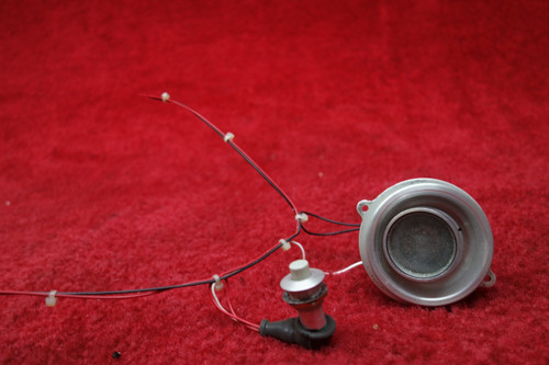 Wemac Overhead Cabin Light w/ Switch PN 2510-1