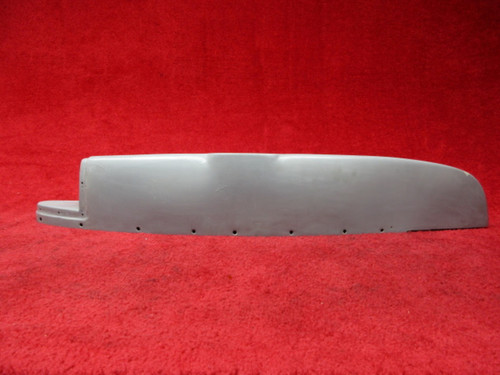          Piper PA-28 RH Wing Tip PN 36739  
