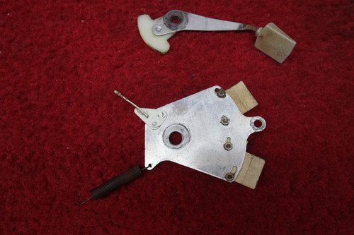 Cessna 172P Flap Position Indicatior PN 0560022-8, 0560021-1