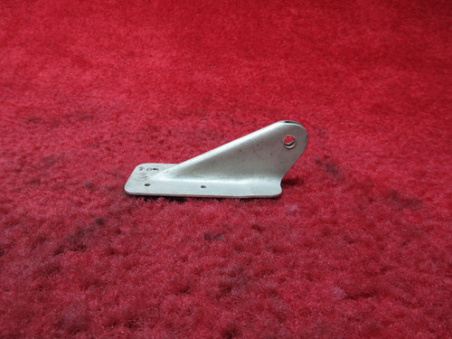 Beechcraft 76 Duchess Cabin Door Hinge