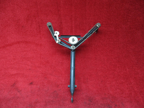 Cessna 152 Control Yoke Y PN 0460128-200