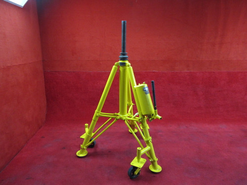 Quality Aircraft Ground Equipment B/6 Hydraulic Tripod Jack (CALL OR EMAIL TO BUY)