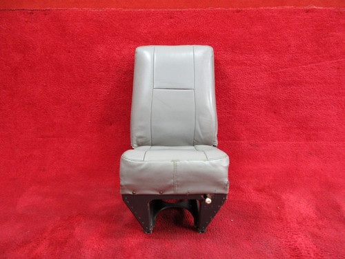 Beechcraft 76 Duchess RH Co-Pilot Seat PN 169-534024   (CALL OR EMAIL TO BUY)