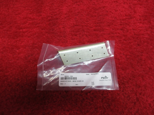 Piper PA-44 LH Nose Gear Door Bracket PN 86263-04, 86263-004