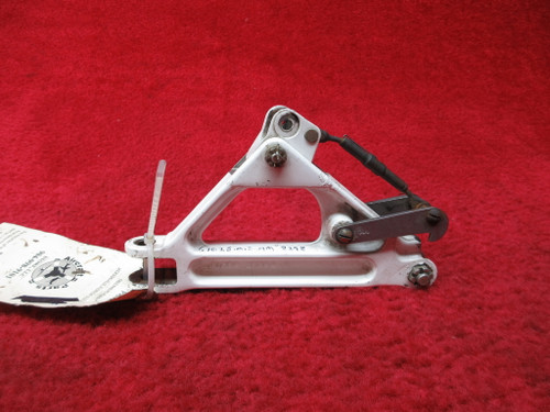 Piper PA-28, PA-32, PA-44 Main Gear Truss Link PN 67025-11, 67025-011, 20766-2